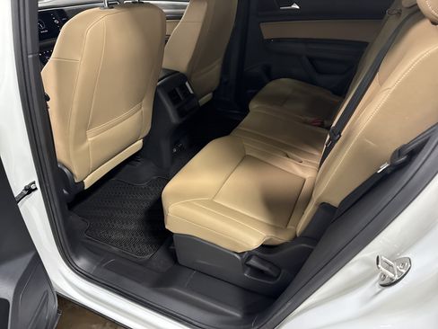 Used 2020 Volkswagen Atlas Cross Sport SE AWD/4WD image 29