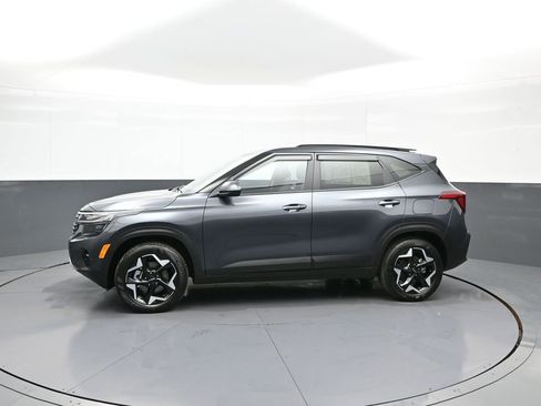 Used 2025 Kia Seltos S AWD/4WD image 9