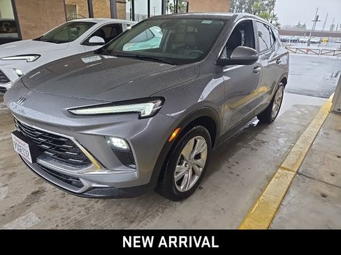 Certified 2025 Buick Encore GX Preferred image 1