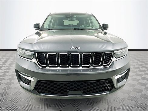 Used 2022 Jeep Grand Cherokee Limited 4xe image 2