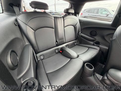 Used 2018 MINI Cooper S image 45