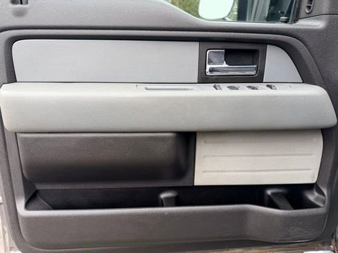 Used 2013 Ford F150 XLT w/ Mid Equipment Group image 14