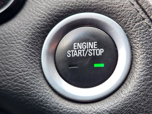 Used 2019 Cadillac CTS Luxury RWD image 17