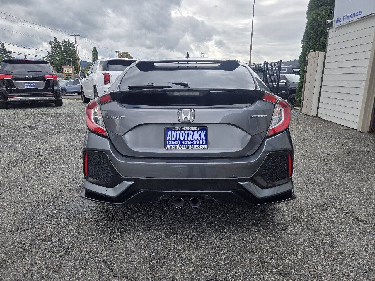 Used 2017 Honda Civic Sport image 5