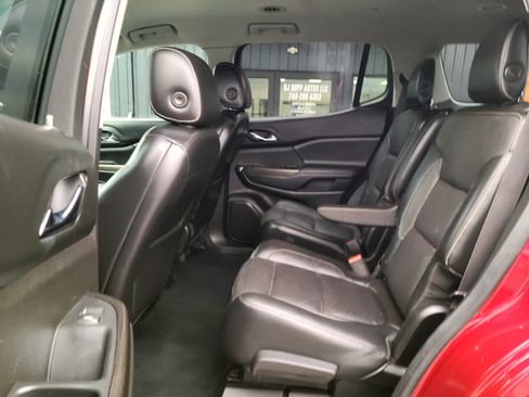 Used 2017 GMC Acadia SLT image 13