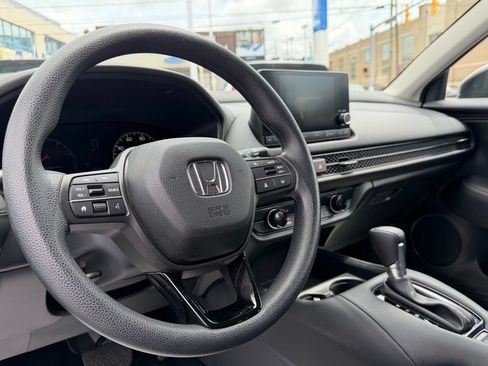 Used 2024 Honda HR-V LX image 16