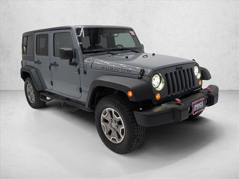 Used 2015 Jeep Wrangler Unlimited Rubicon image 3