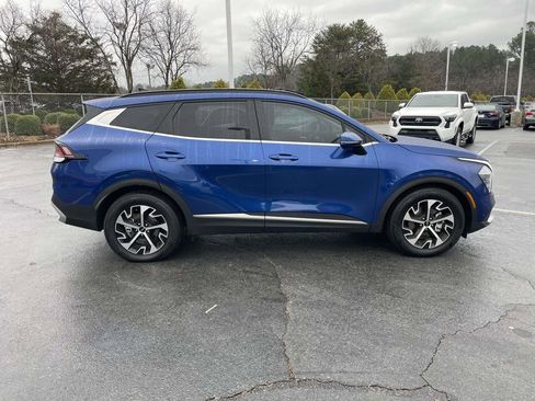 Used 2025 Kia Sportage EX w/ Premium Package image 12