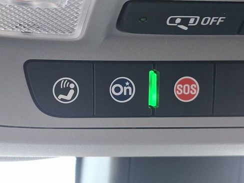 Used 2019 Chevrolet Equinox LS image 26