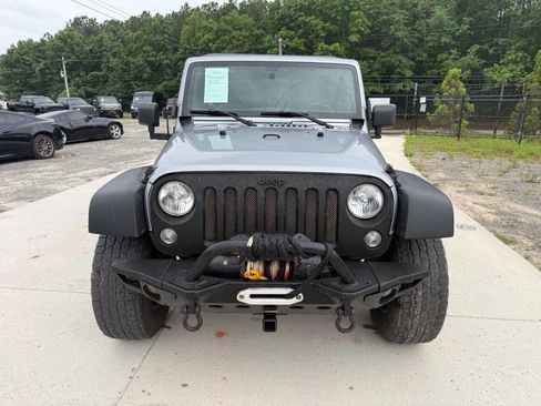 Used 2015 Jeep Wrangler Unlimited Sport w/ Connectivity Group AWD/4WD image 4