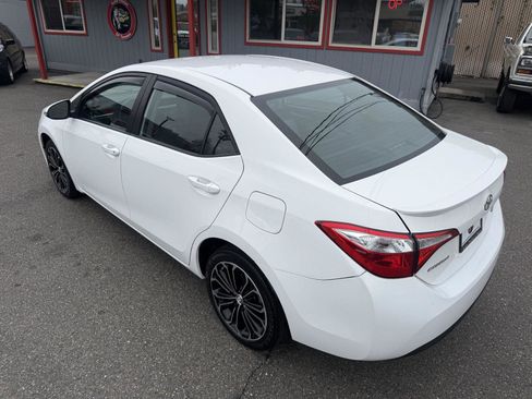 Used 2015 Toyota Corolla S image 13