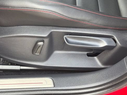 Certified 2020 Volkswagen GTI SE FWD image 10