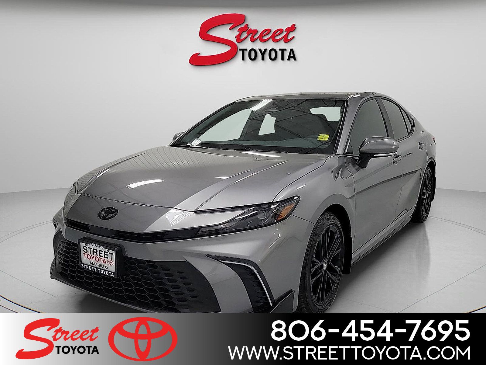Certified 2026 Toyota Camry SE w/ Convenience Package FWD image 1