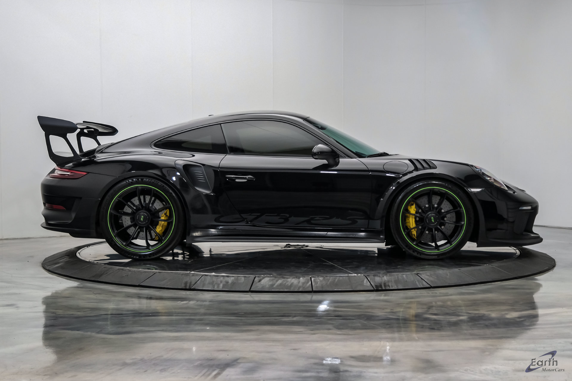 Used 2019 Porsche 911 GT3 RS RWD image 24