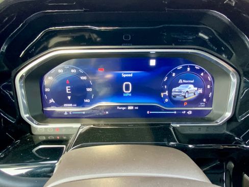 Used 2022 Chevrolet Silverado 1500 LTZ w/ LTZ Premium Package image 48