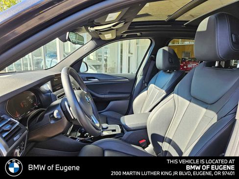 Used 2024 BMW X3 xDrive30i AWD/4WD image 24