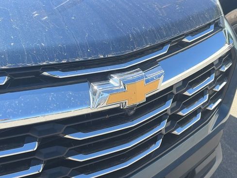 Used 2025 Chevrolet Equinox LT w/ Convenience Package II FWD image 6