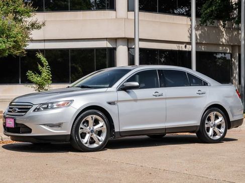 Used 2010 Ford Taurus SHO image 57