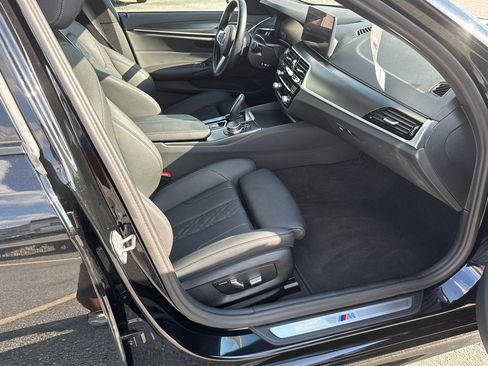 Used 2023 BMW 530i w/ M Sport Package image 13