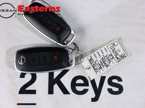 Used 2023 Nissan Rogue S AWD/4WD image 25