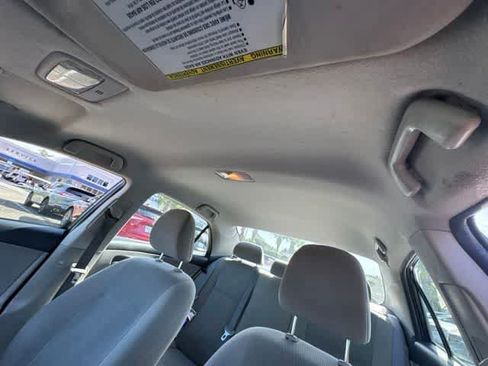 Used 2011 Toyota Corolla LE FWD image 29