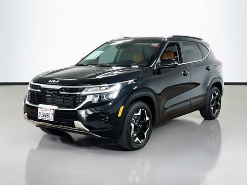 Certified 2024 Kia Seltos EX image 3