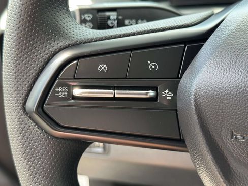 Used 2025 Chevrolet Silverado EV W/T AWD/4WD image 17