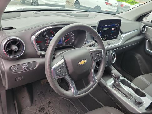 Used 2023 Chevrolet Blazer LT image 18