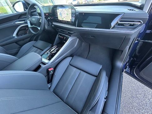 New 2025 Audi Q5 Premium Plus image 40