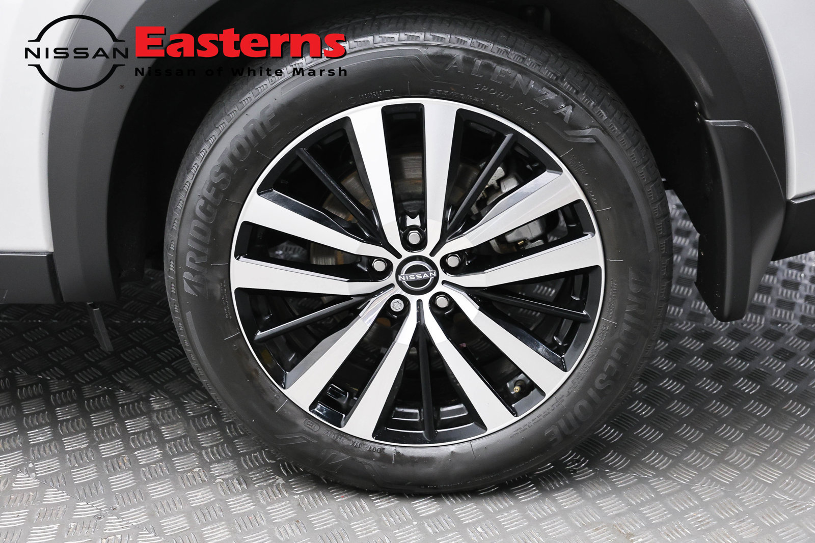 Used 2023 Nissan Pathfinder Platinum AWD/4WD image 8