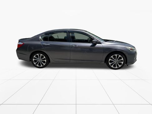 Used 2014 Honda Accord Sport image 9