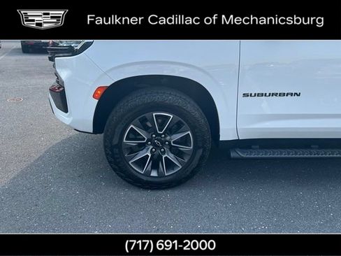 Used 2023 Chevrolet Suburban Z71 w/ Luxury Package AWD/4WD image 35