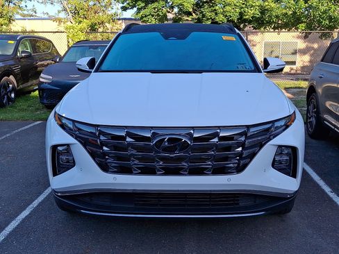 Used 2024 Hyundai Tucson Limited AWD/4WD image 3