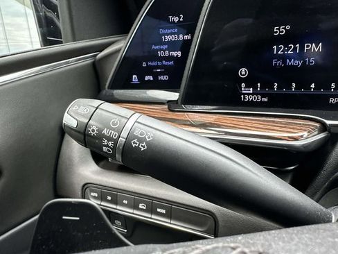 Certified 2024 Cadillac Escalade Premium Luxury w/ LPO, Floor Liner Package AWD/4WD image 47