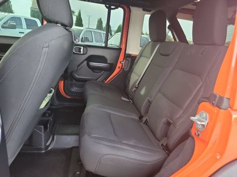 Used 2020 Jeep Wrangler Unlimited Sport S w/ Sun And Sound Package AWD/4WD image 12