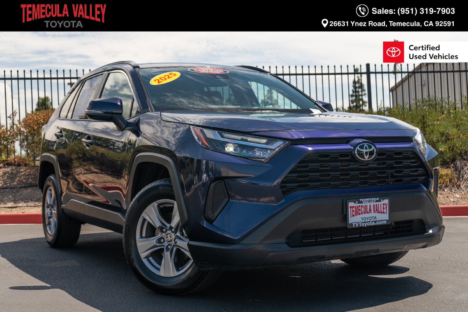 Certified 2025 Toyota RAV4 XLE FWD image 1