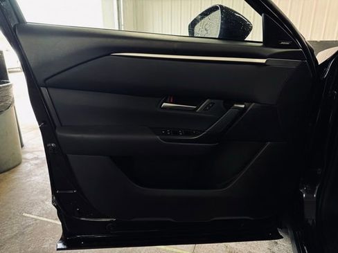 Used 2025 MAZDA CX-50 AWD 2.5 S w/ Premium Package image 14