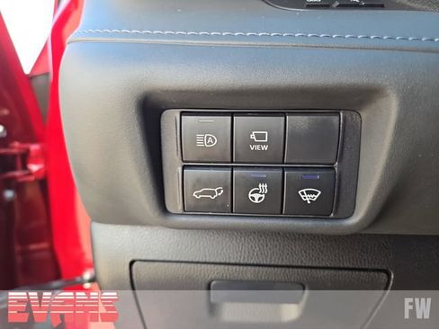 Used 2021 Toyota Highlander Platinum AWD/4WD image 18