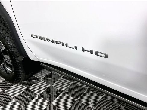 Certified 2025 GMC Sierra 2500 Denali w/ Denali Reserve Package AWD/4WD image 24