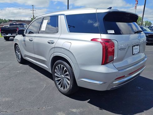 Used 2024 Hyundai Palisade Calligraphy AWD/4WD image 3