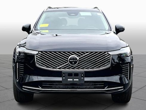 New 2026 Volvo XC90 B6 Ultra w/ Protection Package image 2