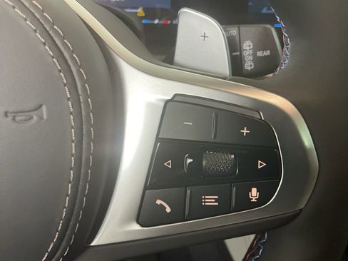 New 2026 BMW X5 M60i image 18