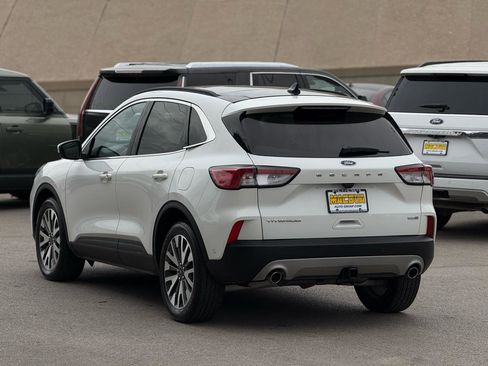 Used 2020 Ford Escape Titanium AWD/4WD image 5