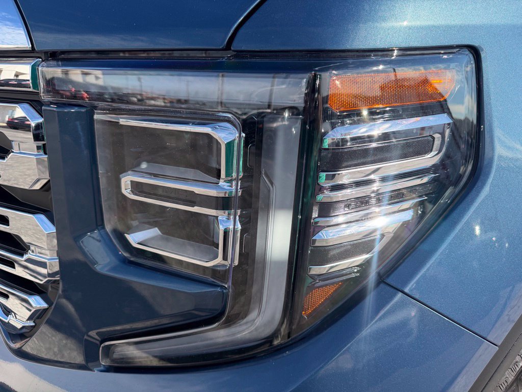 Used 2026 GMC Sierra 1500 Denali AWD/4WD image 11