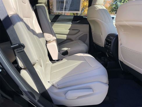 New 2025 Jeep Grand Cherokee L Limited image 70