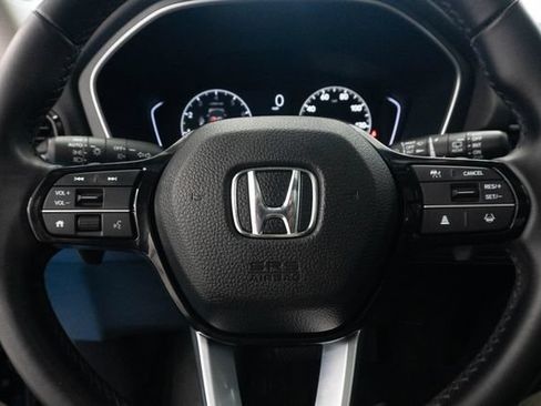 Used 2024 Honda Pilot Touring image 9