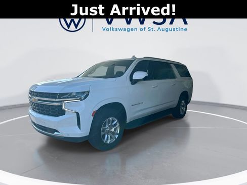 Used 2023 Chevrolet Suburban LS w/ Max Trailering Package image 4