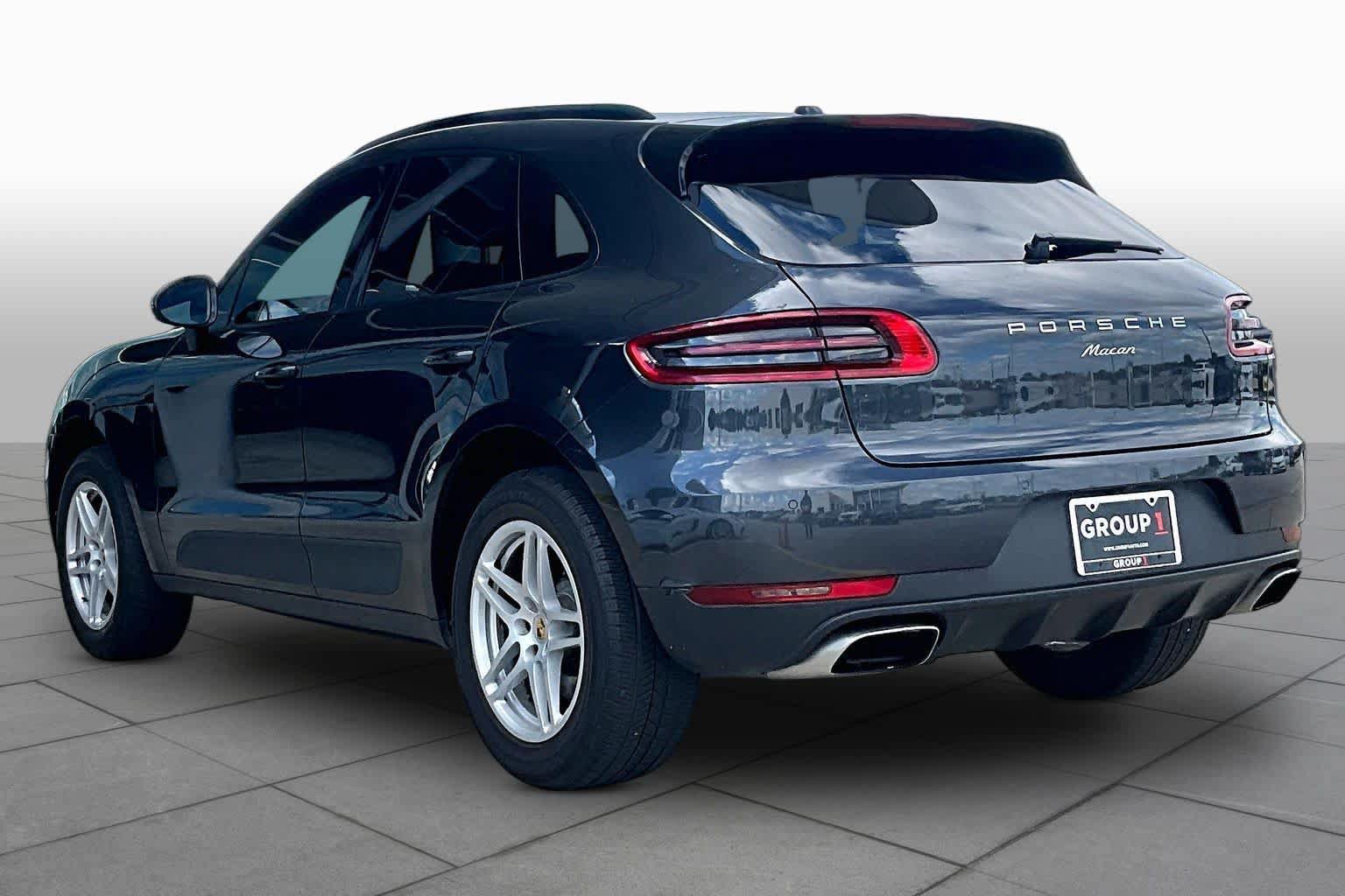 Used 2017 Porsche Macan AWD/4WD image 12