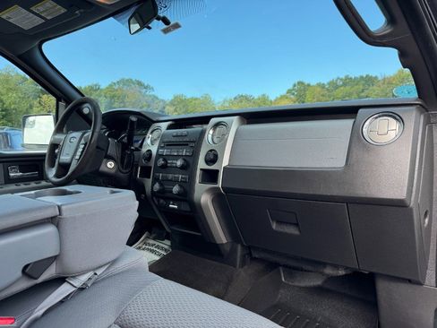 Used 2014 Ford F150 XLT w/ Trailer Tow Package image 18