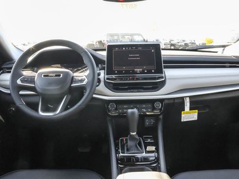 New 2026 Jeep Compass Limited image 14